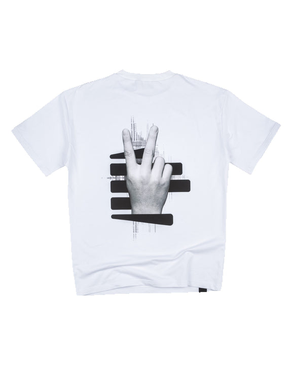 muži_bílé_gesto_1